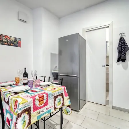 Residenza Via Carloni 18 * Όπως