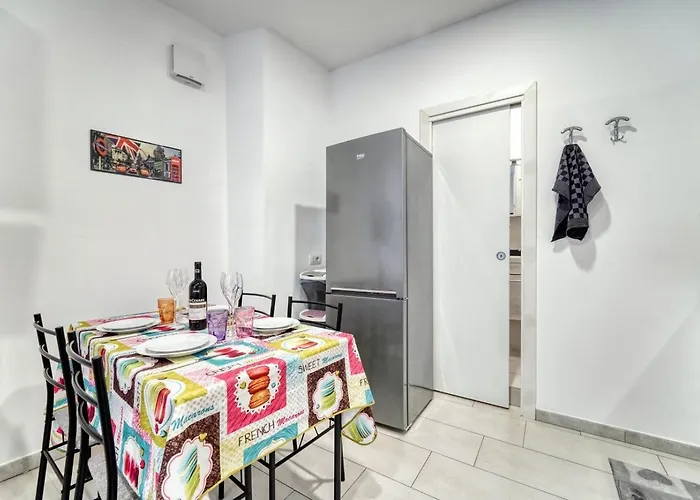 Residenza Via Carloni 18 * Όπως