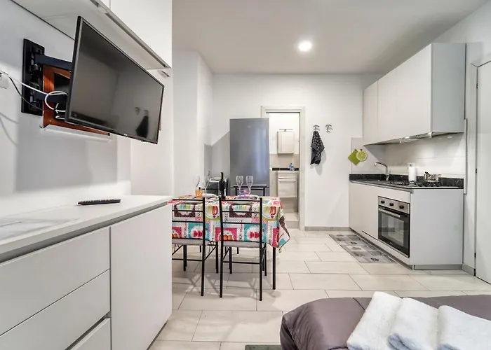 Residenza Via Carloni 18 Apartamento