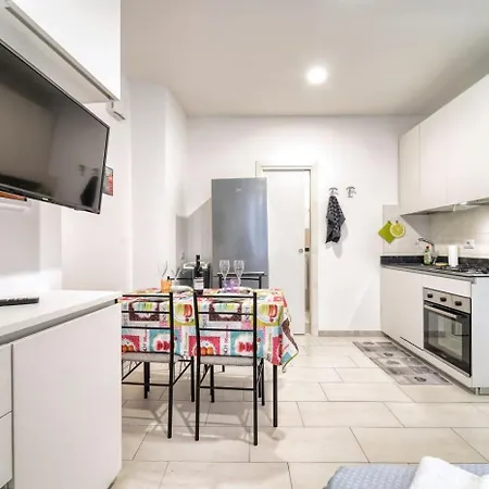Residenza Via Carloni 18 Apartman *